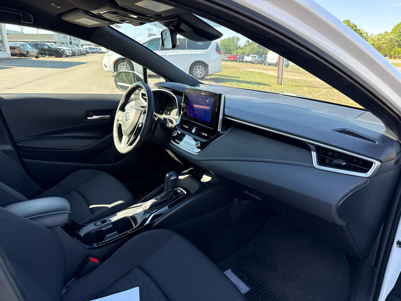 2024 Toyota Corolla Hatchback SE