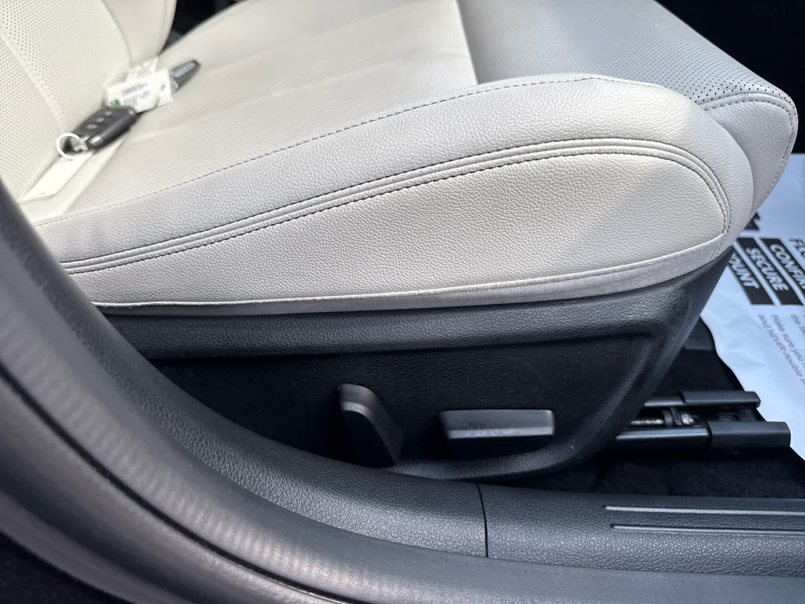 2024 Genesis G70 2.5T