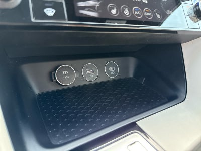 2024 Genesis G70 2.5T