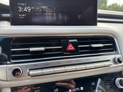 2024 Genesis G70 2.5T