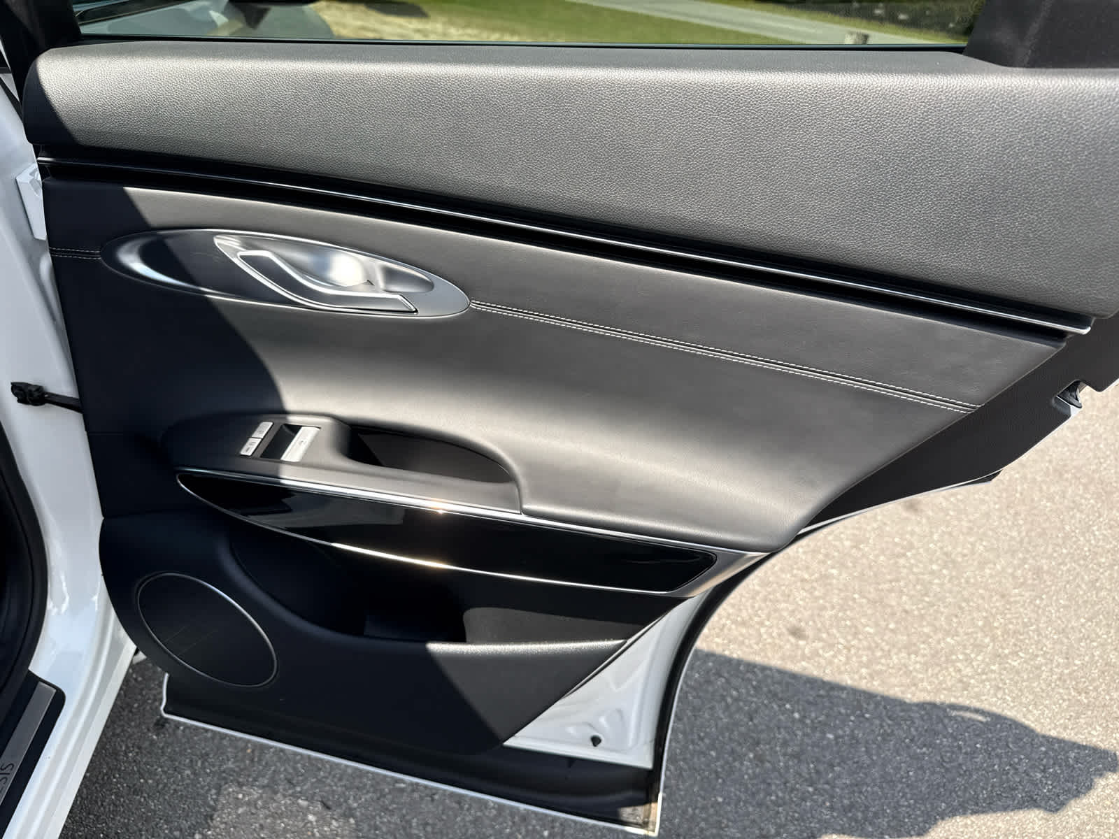2025 Genesis GV70 2.5T
