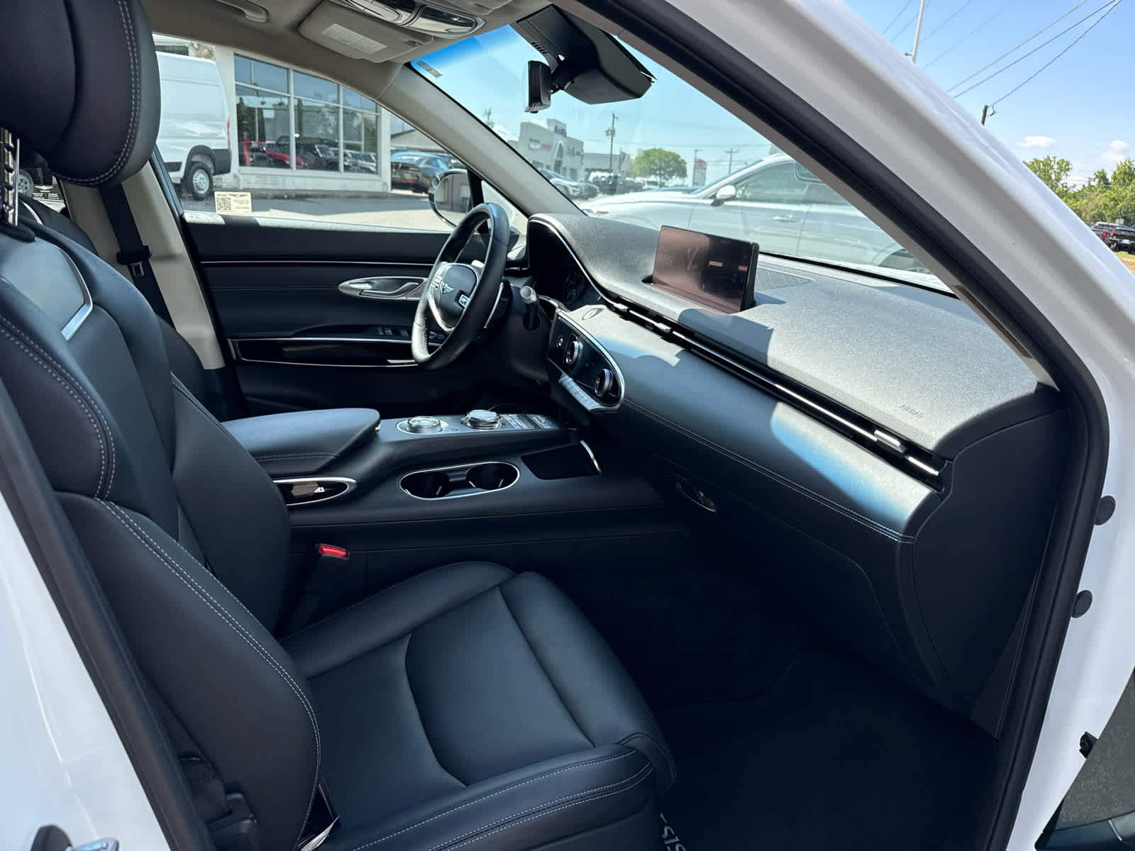 2025 Genesis GV70 2.5T