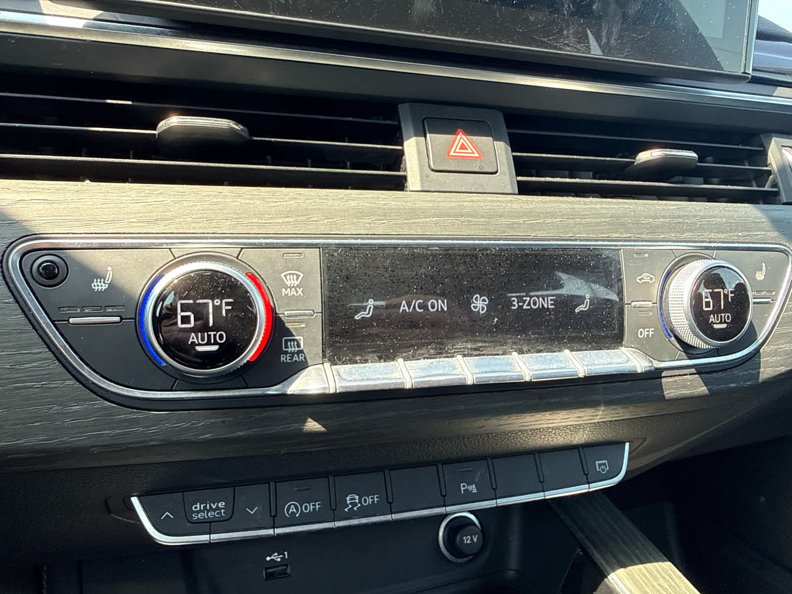 2023 Audi A4 Sedan S line Premium Plus