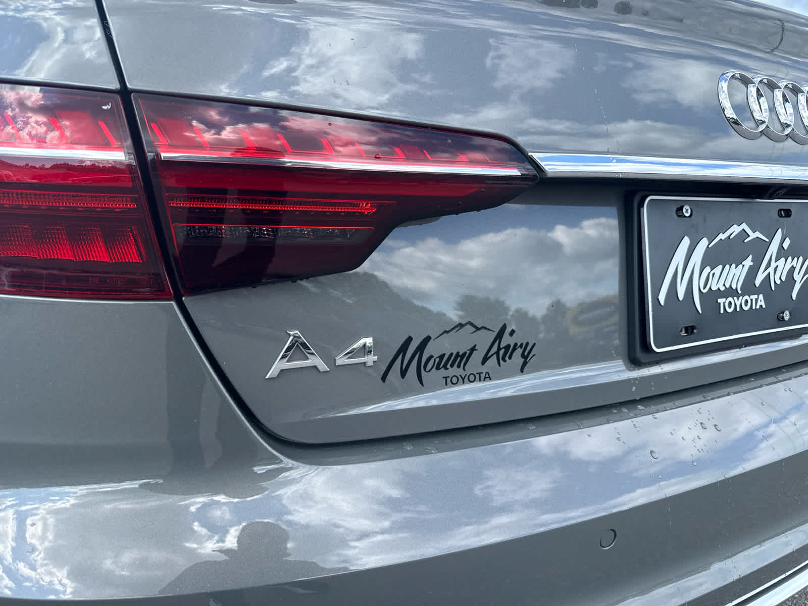 2024 Audi A4 Sedan S line Premium Plus