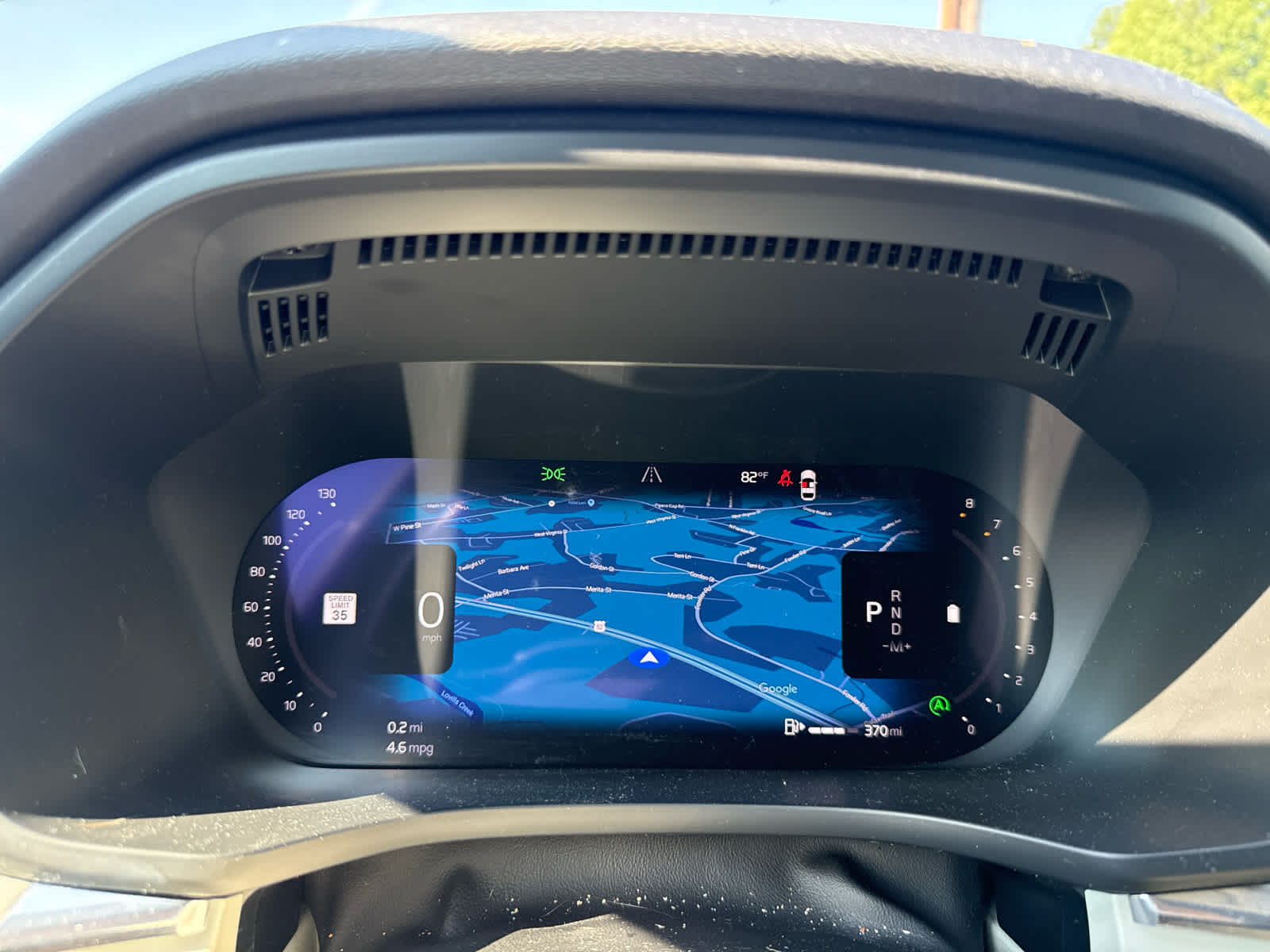 2024 Volvo XC60 Core Dark Theme