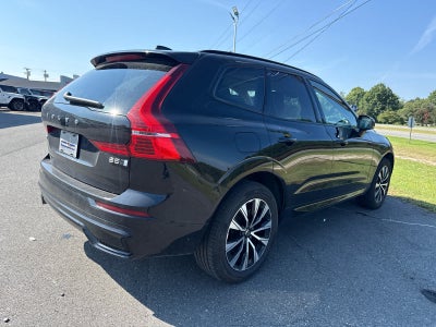 2024 Volvo XC60 Core Dark Theme