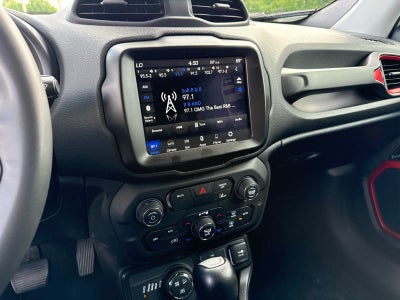 2023 Jeep Renegade Trailhawk