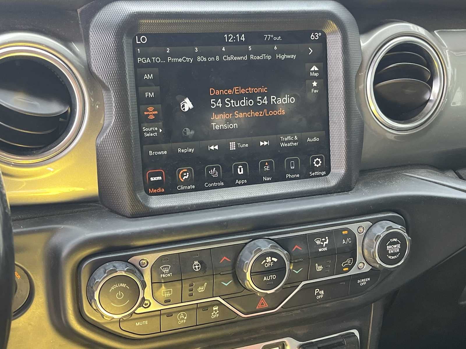 2020 Jeep Wrangler Unlimited Sahara