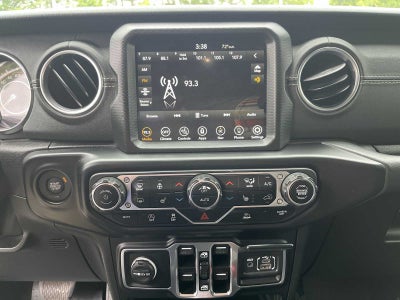 2023 Jeep Gladiator Overland