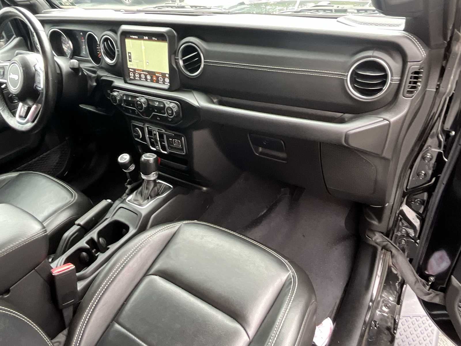 2023 Jeep Gladiator Overland