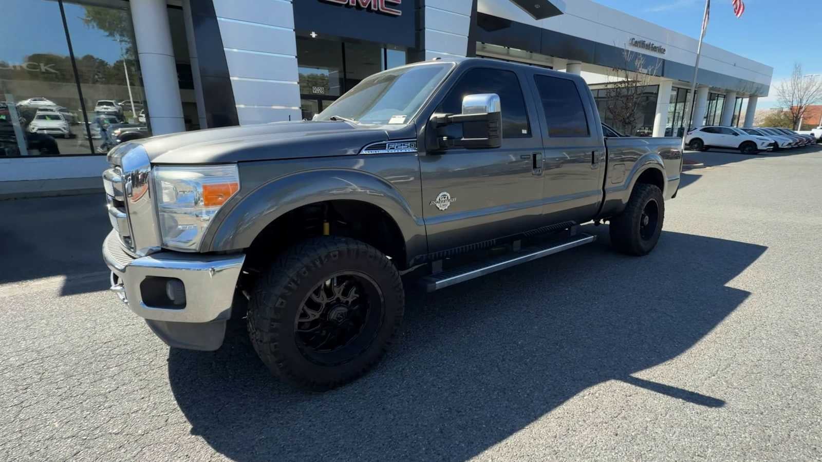 2015 Ford Super Duty F-250 Pickup Lariat