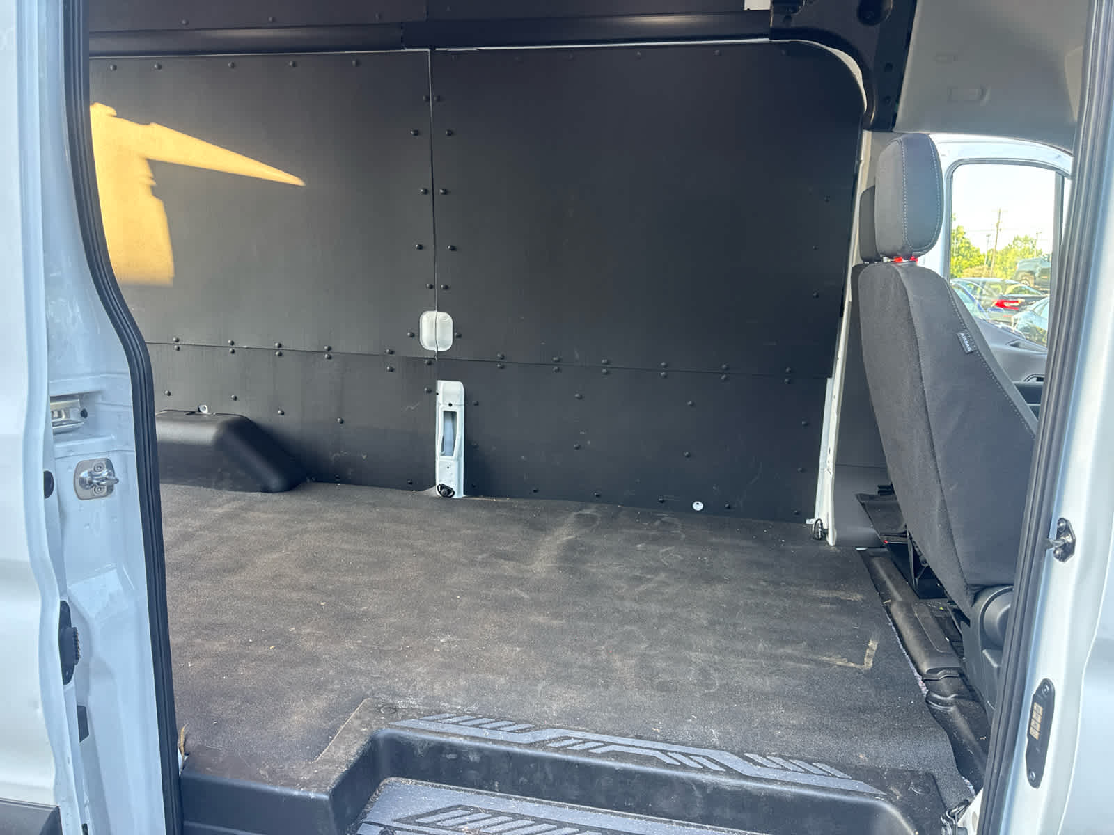 2026 Ford Transit T-350 HD 148" EL Hi Rf 9950 GVWR RWD