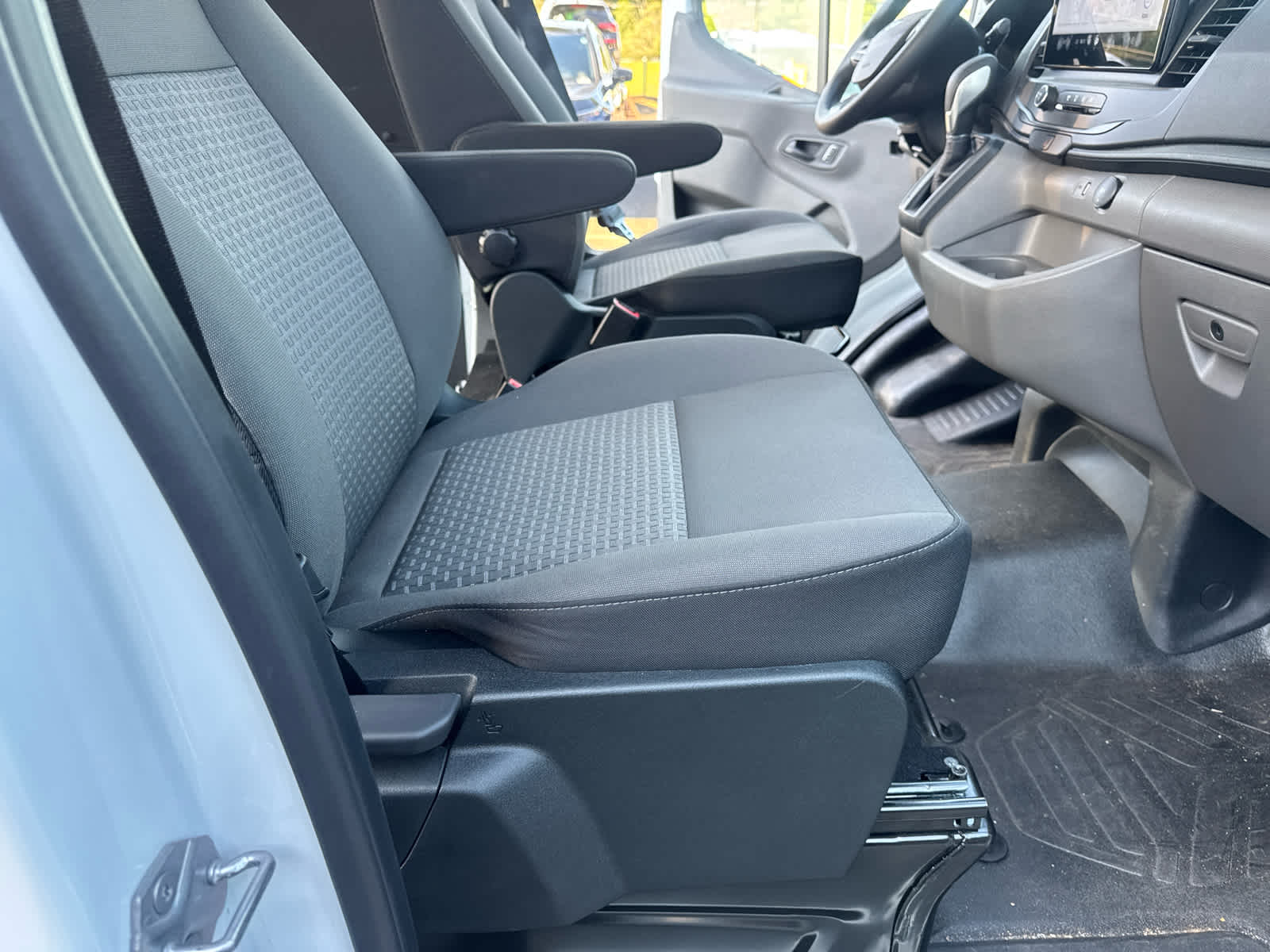 2026 Ford Transit T-350 HD 148" EL Hi Rf 9950 GVWR RWD