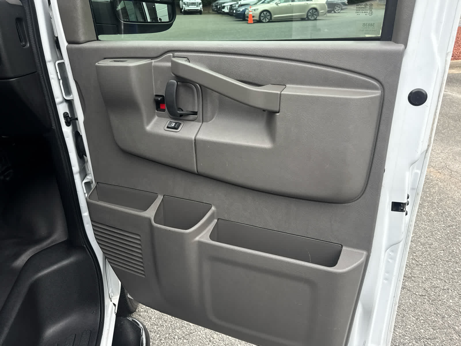 2021 Chevrolet Express Cargo Van RWD 2500 135"