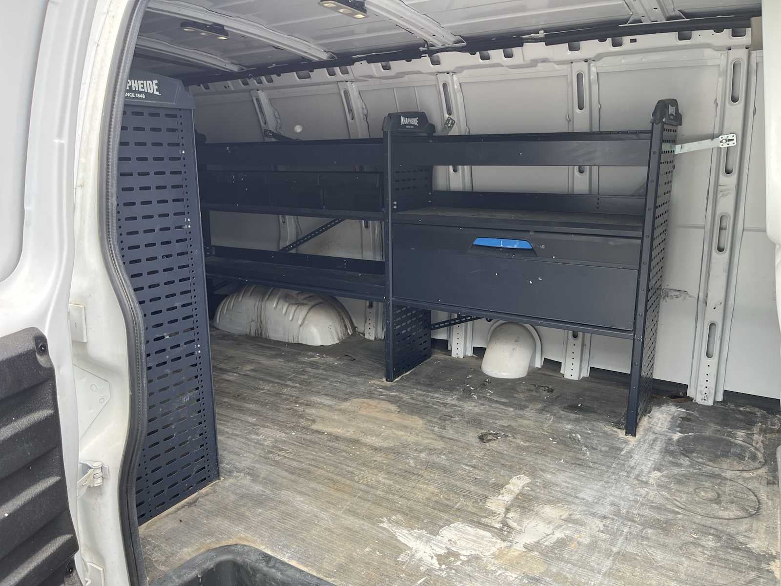 2022 Chevrolet Express RWD 3500 155"