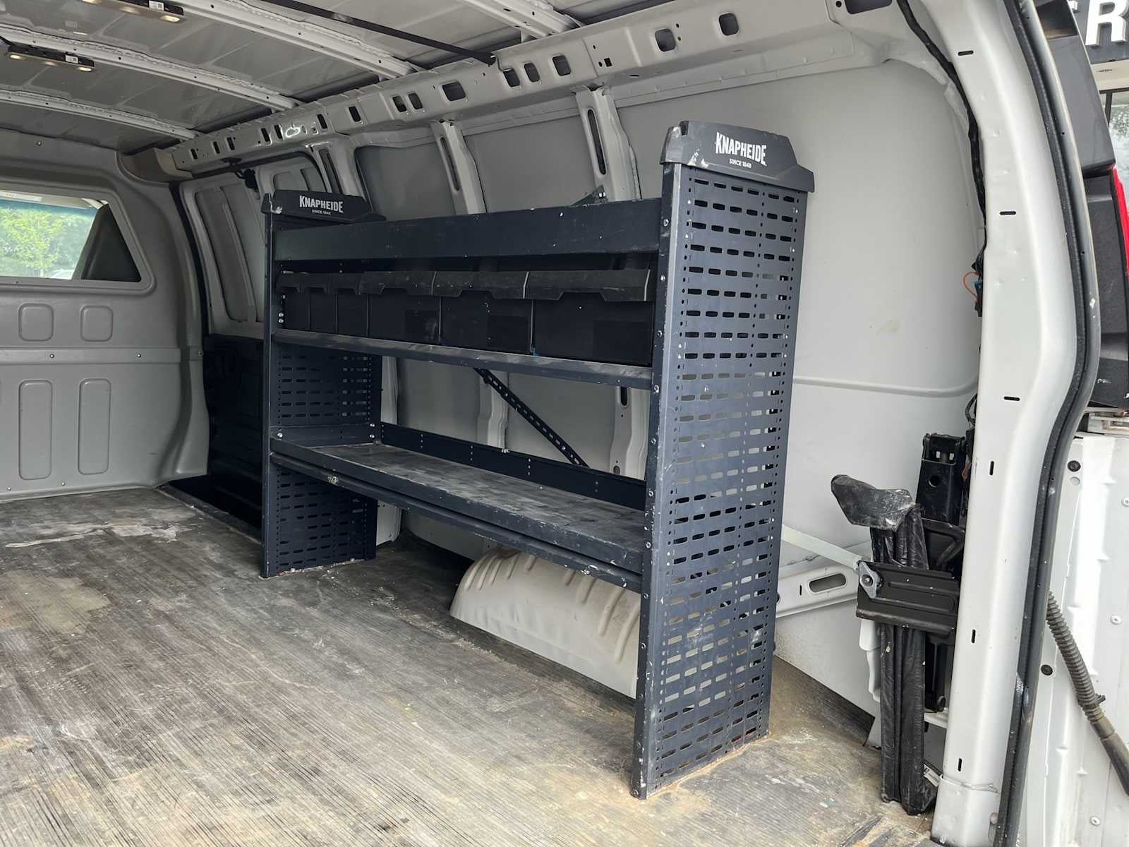 2022 Chevrolet Express RWD 3500 155"