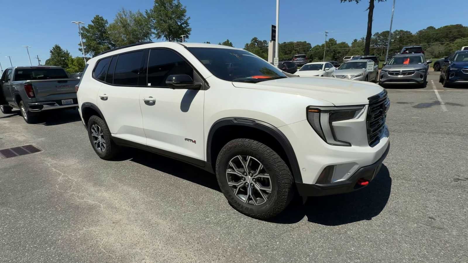 2024 GMC Acadia AWD AT4
