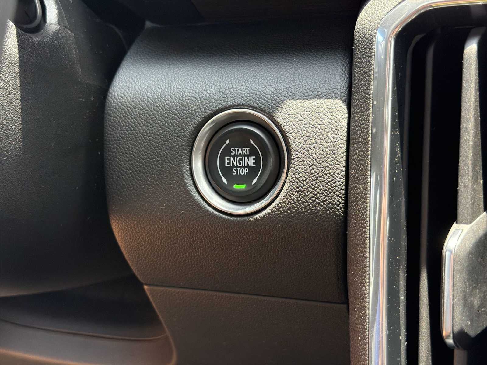 2024 GMC Acadia AWD Denali