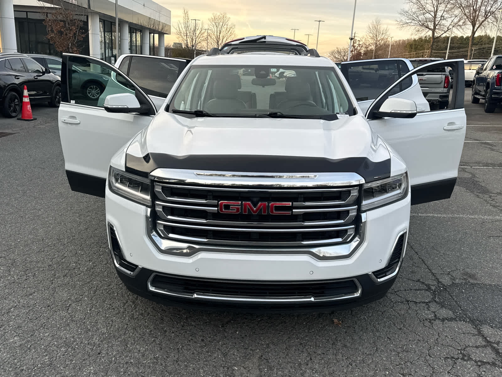 2022 GMC Acadia SLE