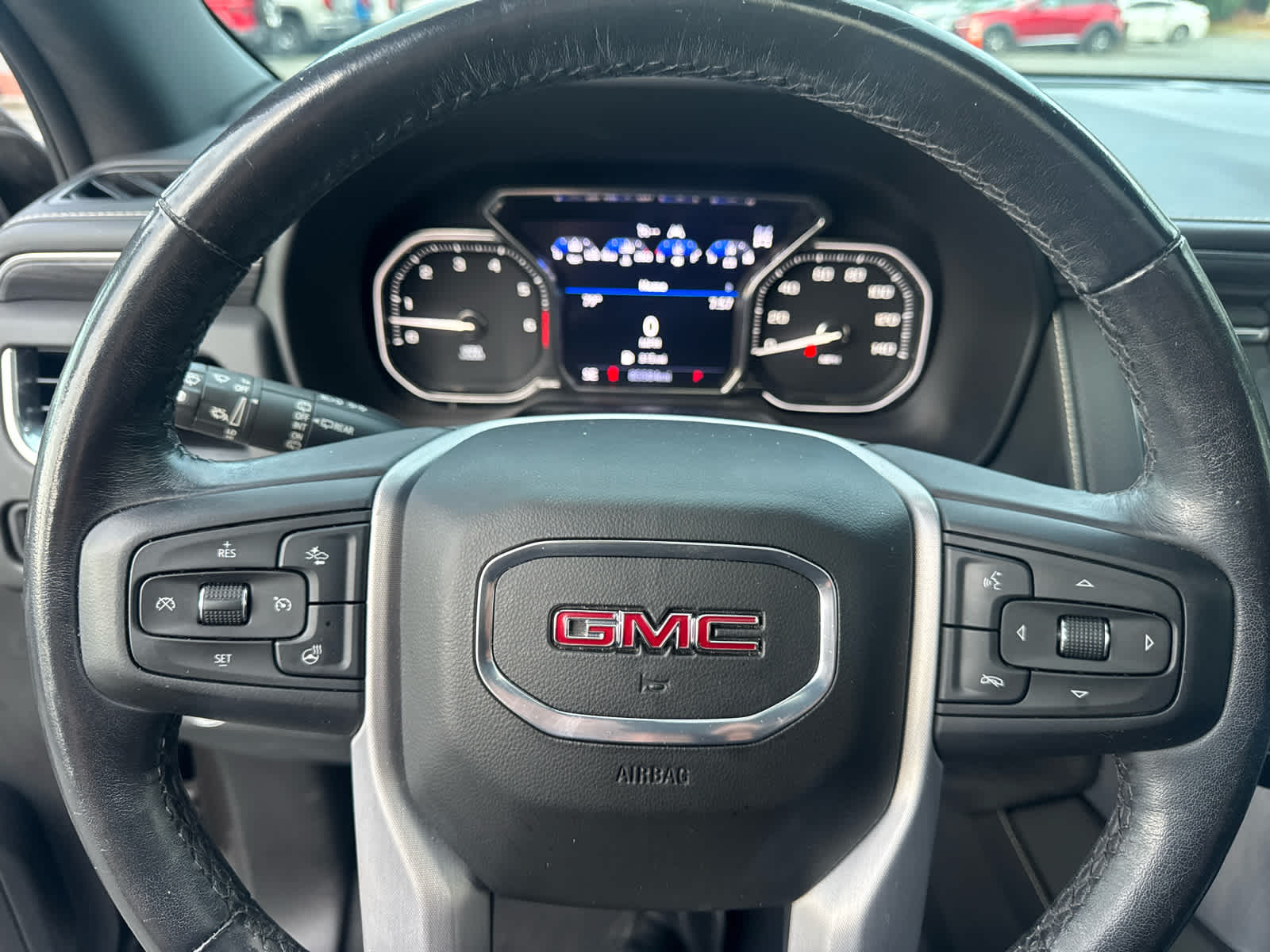 2021 GMC Yukon SLT