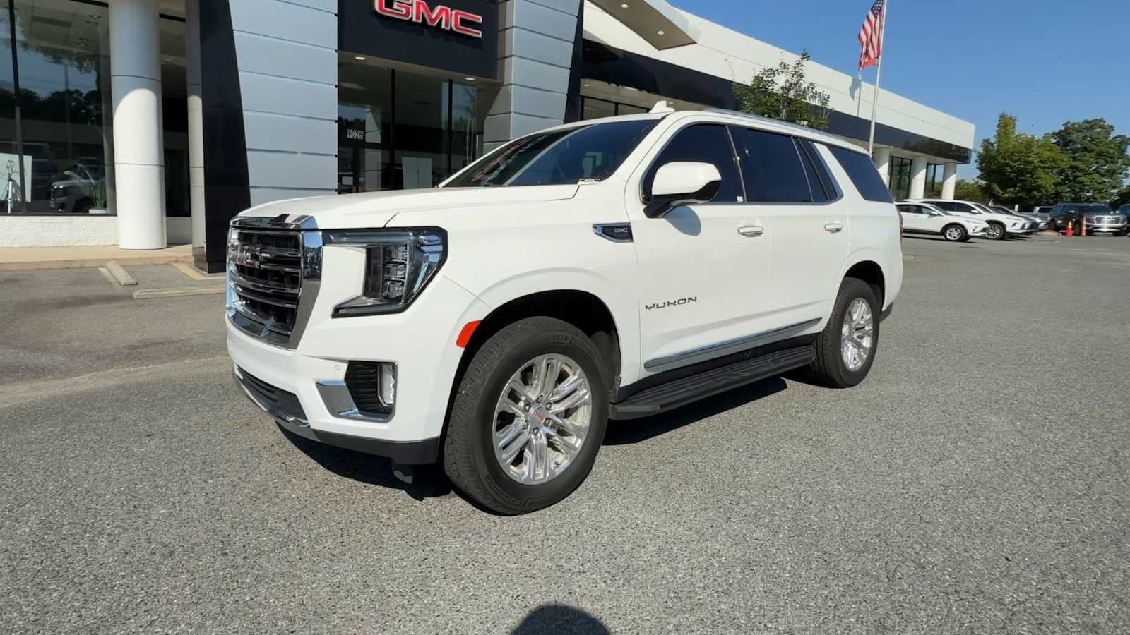 2023 GMC Yukon SLT