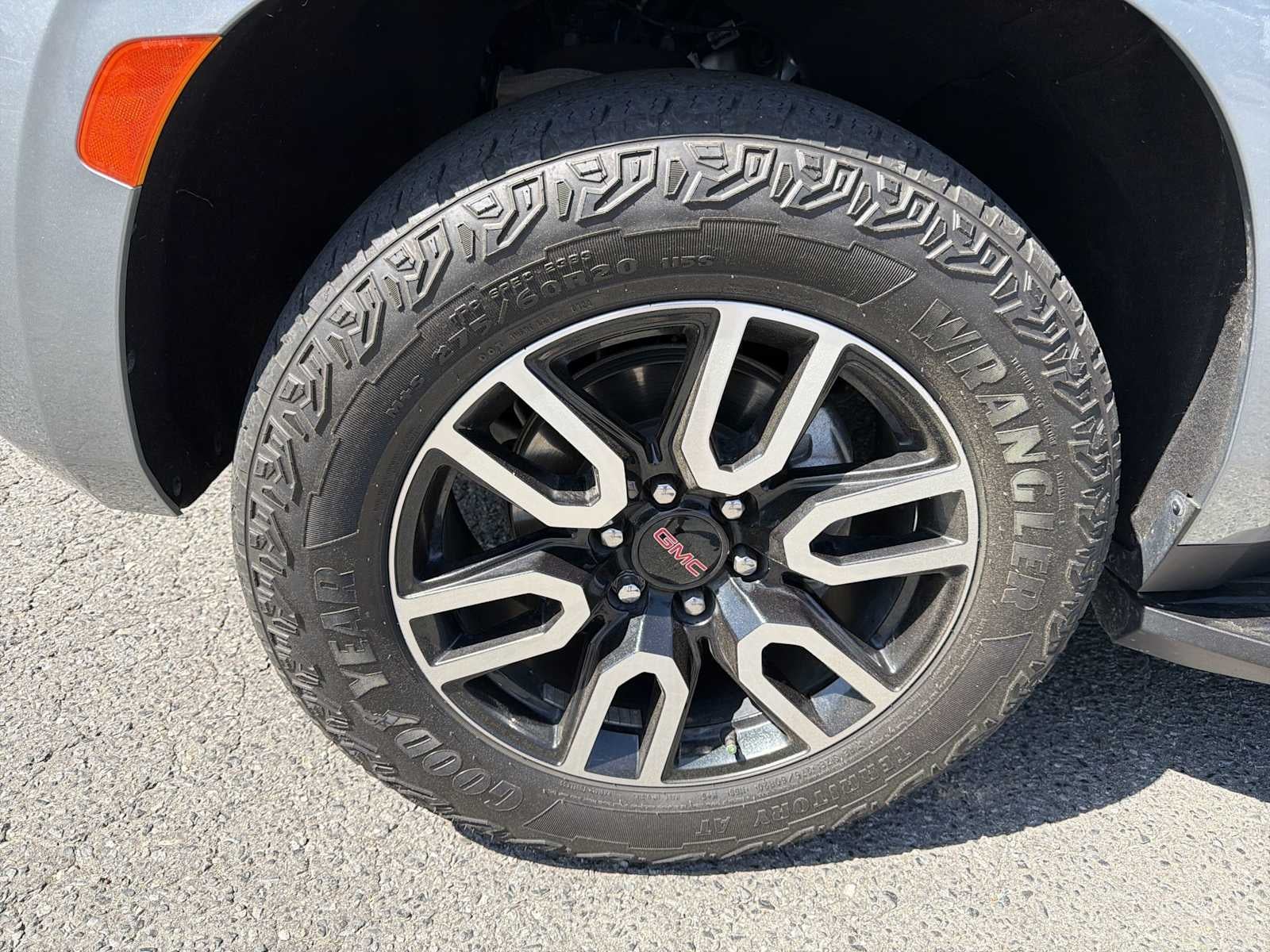 2024 GMC Yukon AT4
