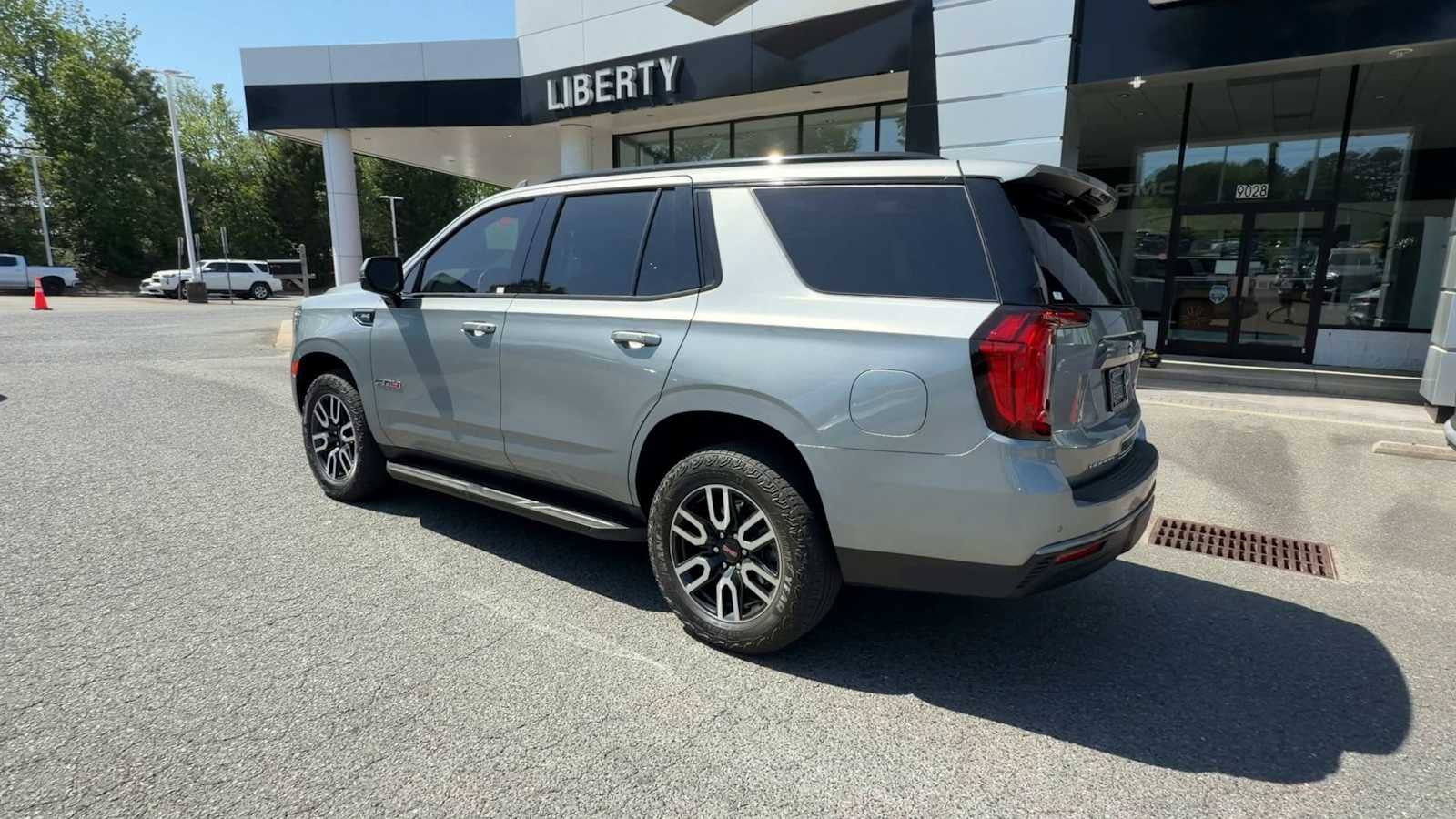 2024 GMC Yukon AT4