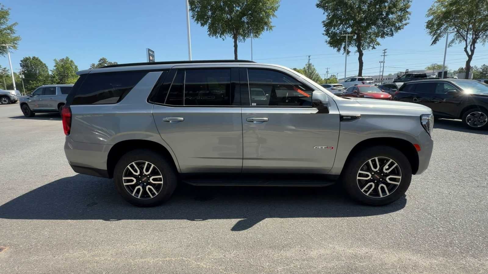 2024 GMC Yukon AT4