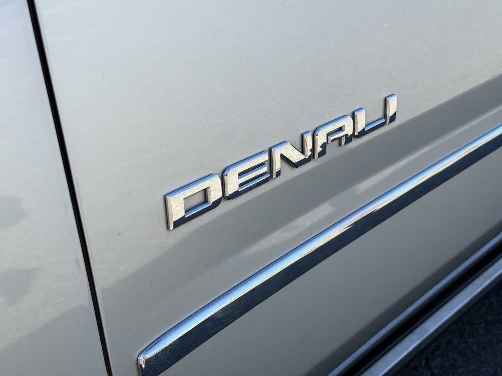 2020 GMC Yukon Denali