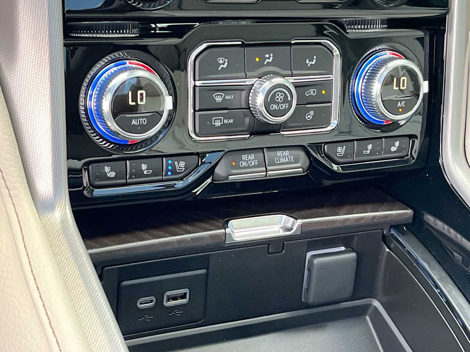 2024 GMC Yukon Denali Denali