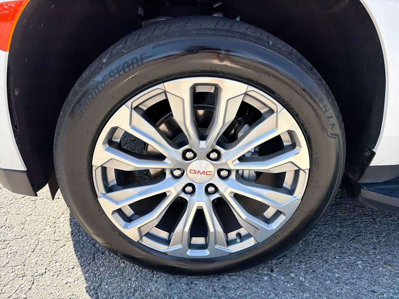 2023 GMC Yukon Denali Denali