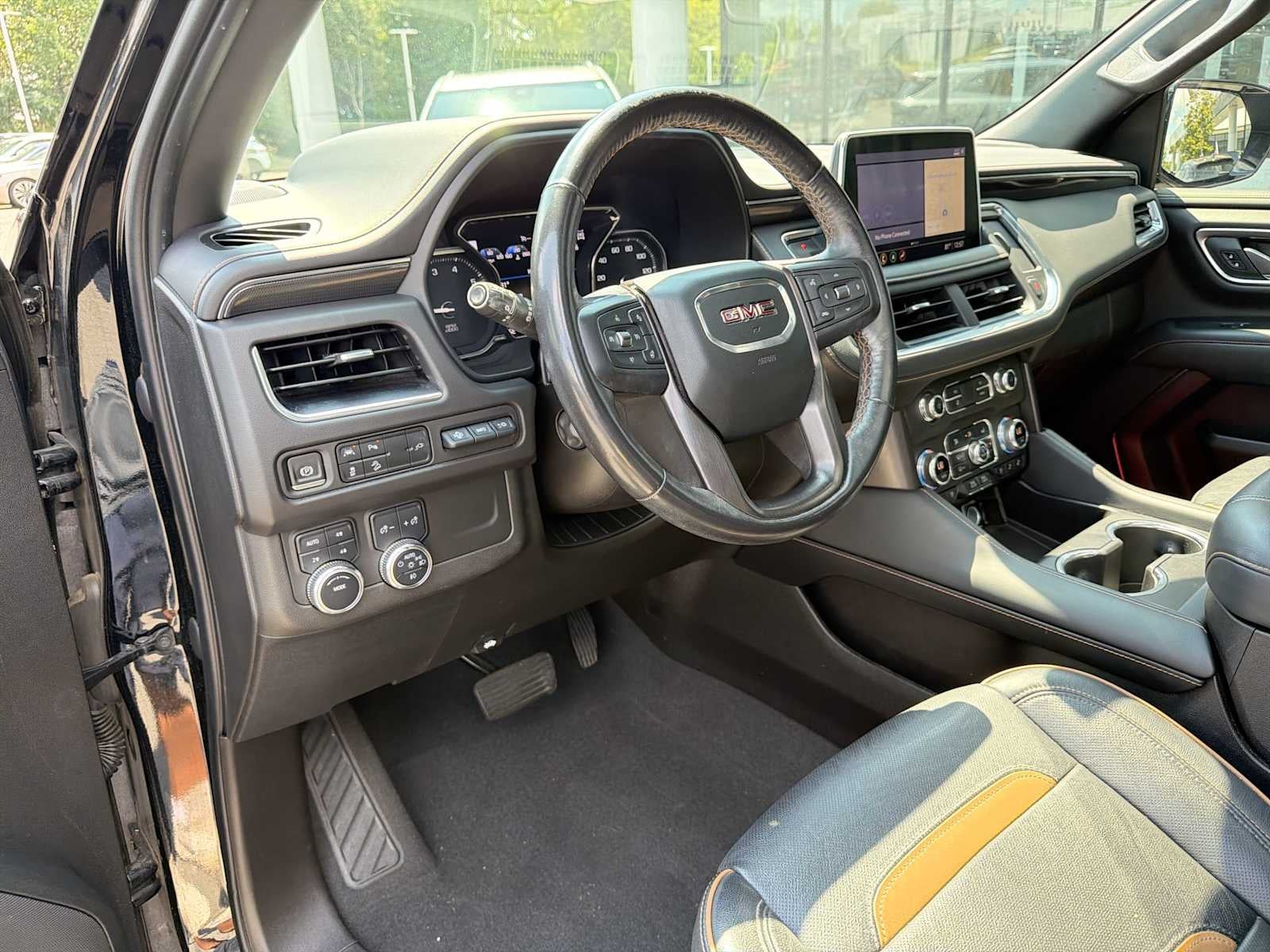 2021 GMC Yukon XL AT4