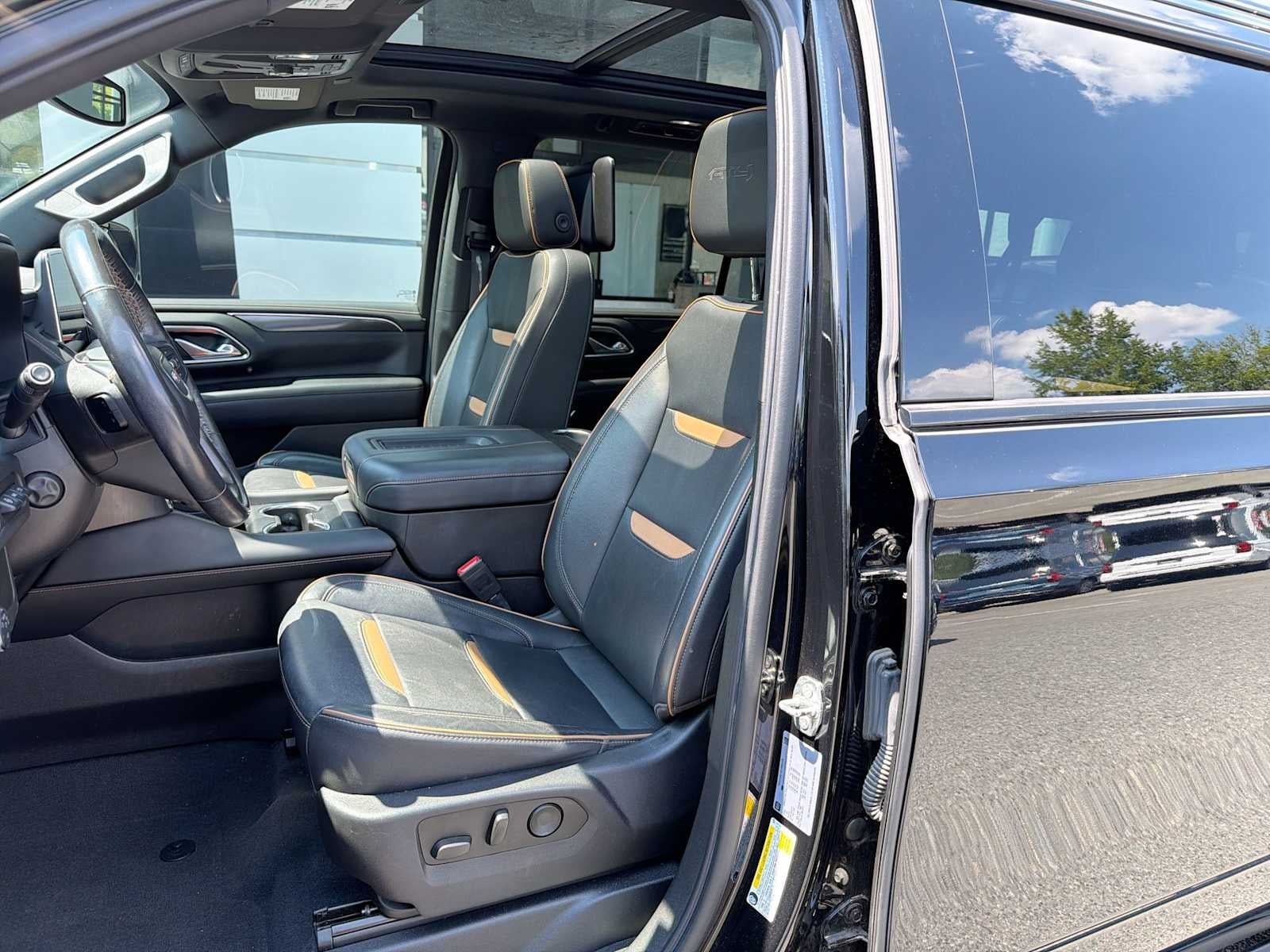 2021 GMC Yukon XL AT4
