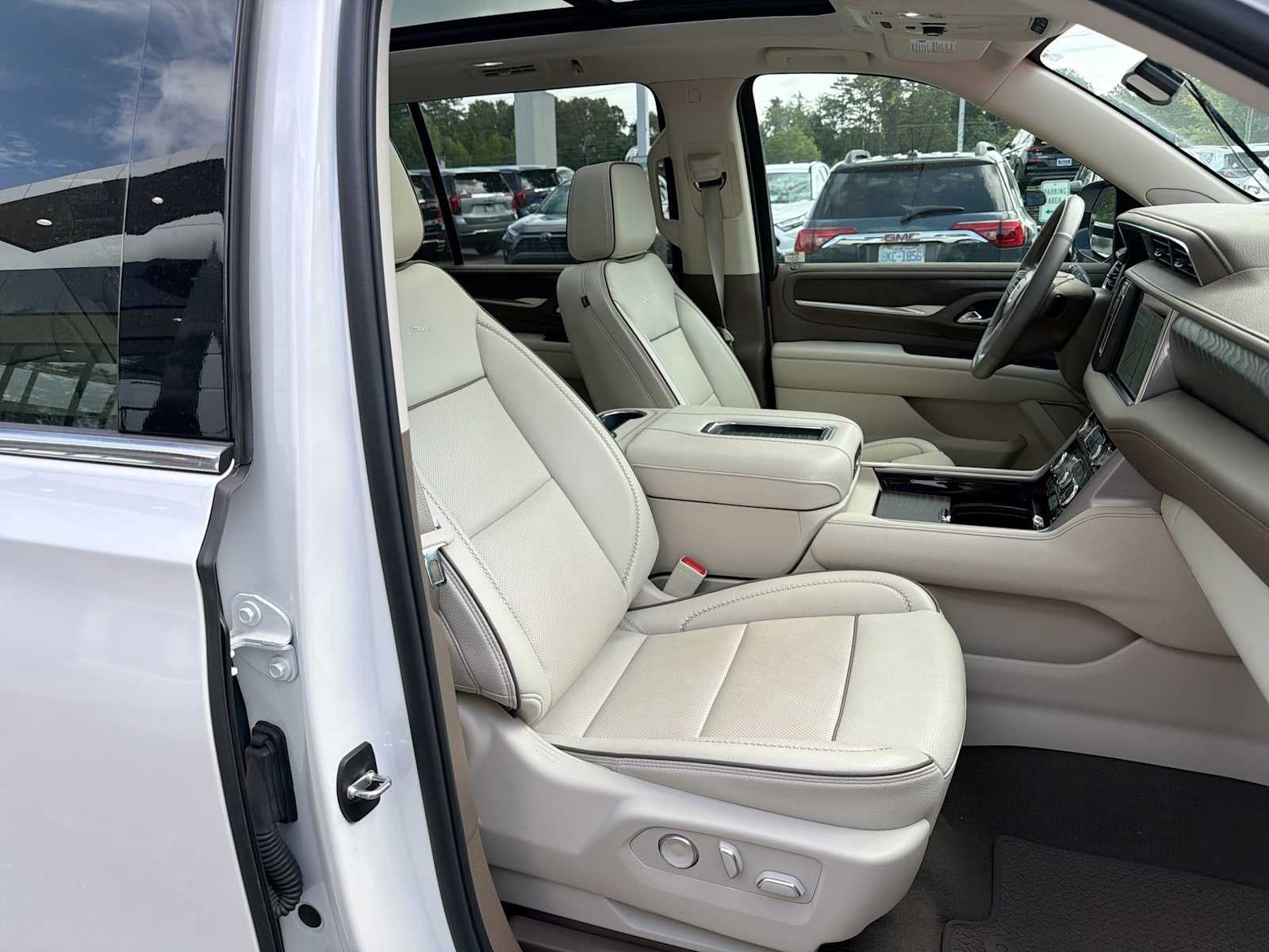 2024 GMC Yukon XL Denali Denali