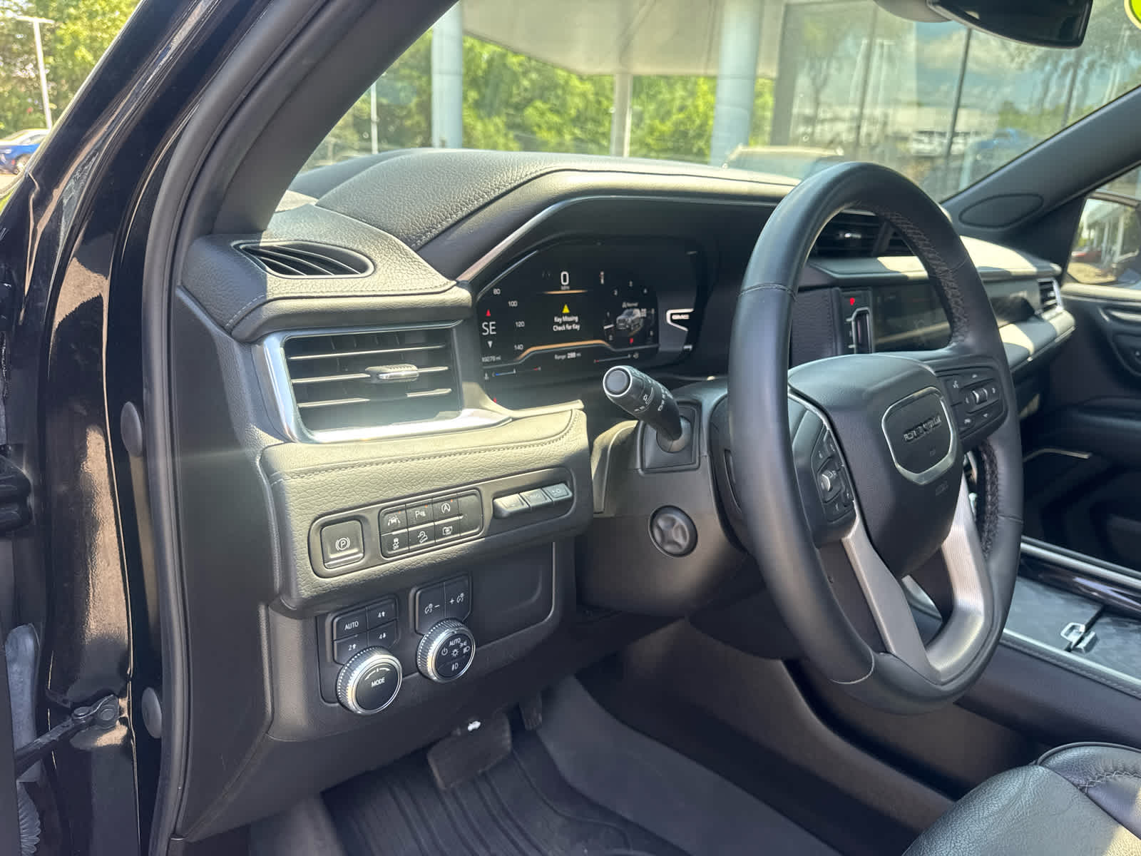 2023 GMC Yukon Denali Denali