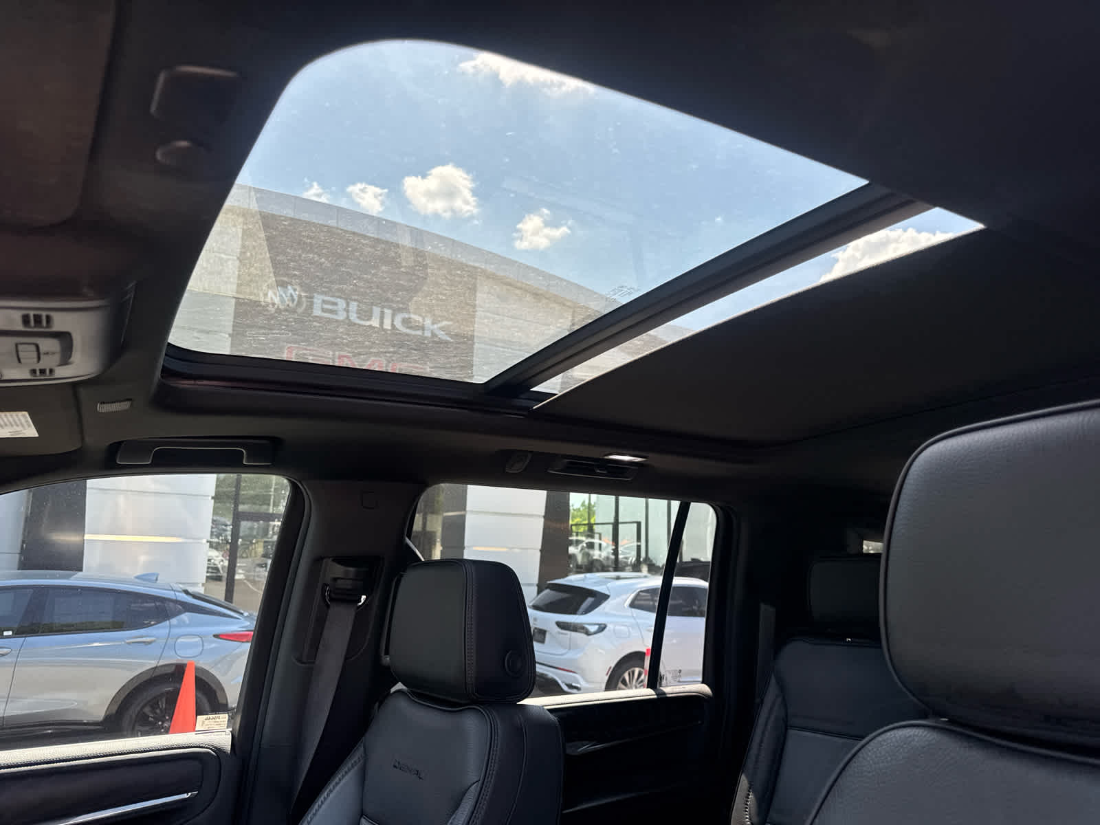 2023 GMC Yukon Denali Denali