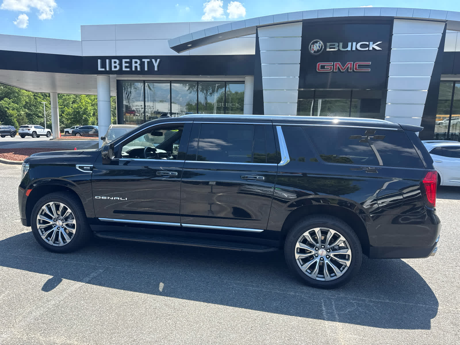 2023 GMC Yukon Denali Denali