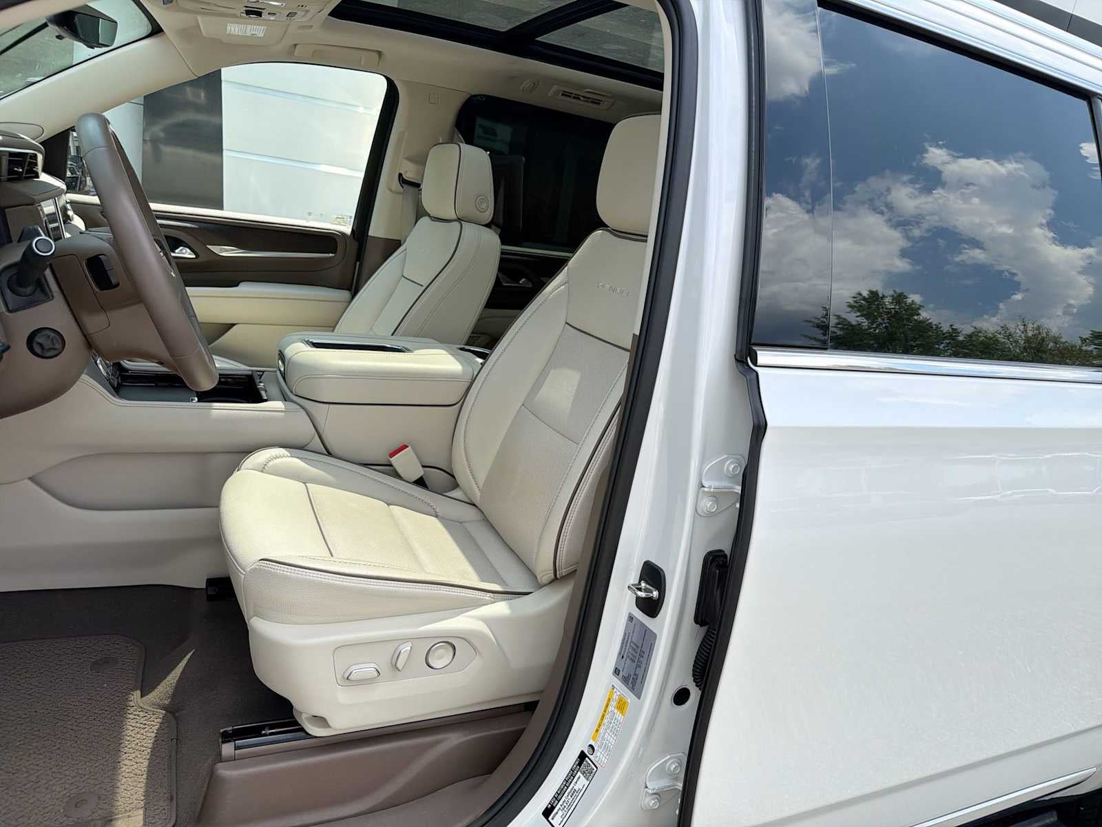 2024 GMC Yukon XL Denali Denali