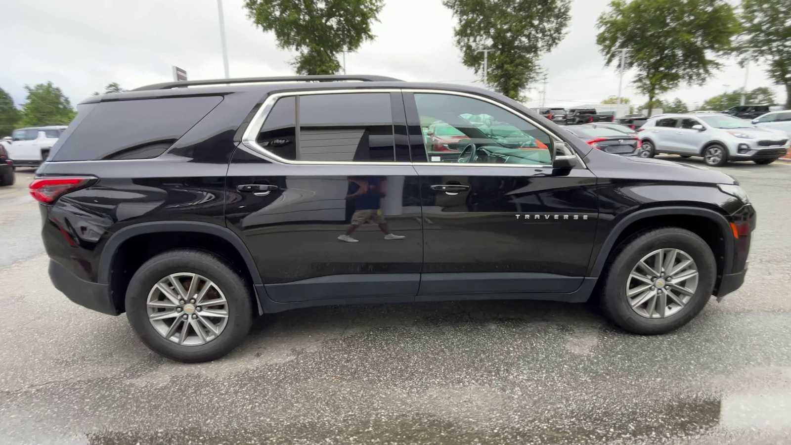 2022 Chevrolet Traverse LT Cloth