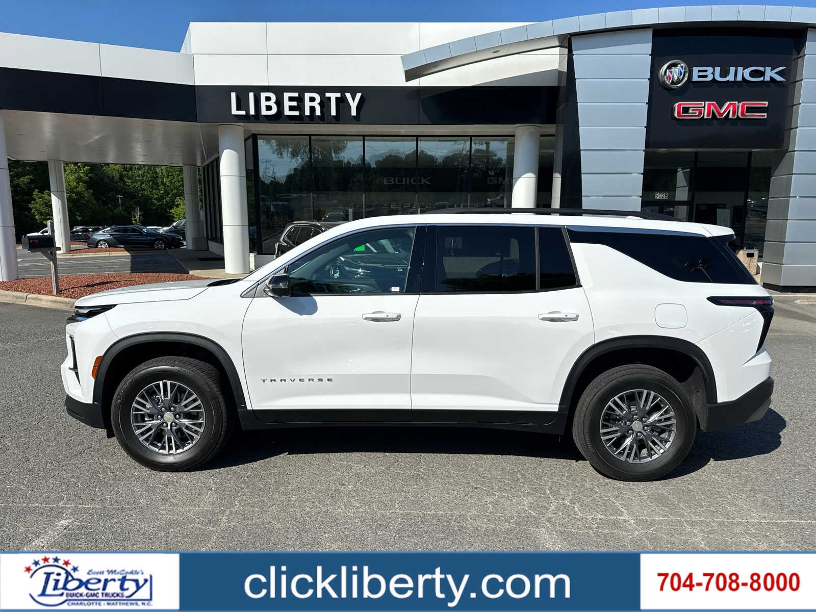 2025 Chevrolet Traverse FWD LT