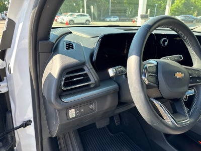 2025 Chevrolet Traverse FWD LT