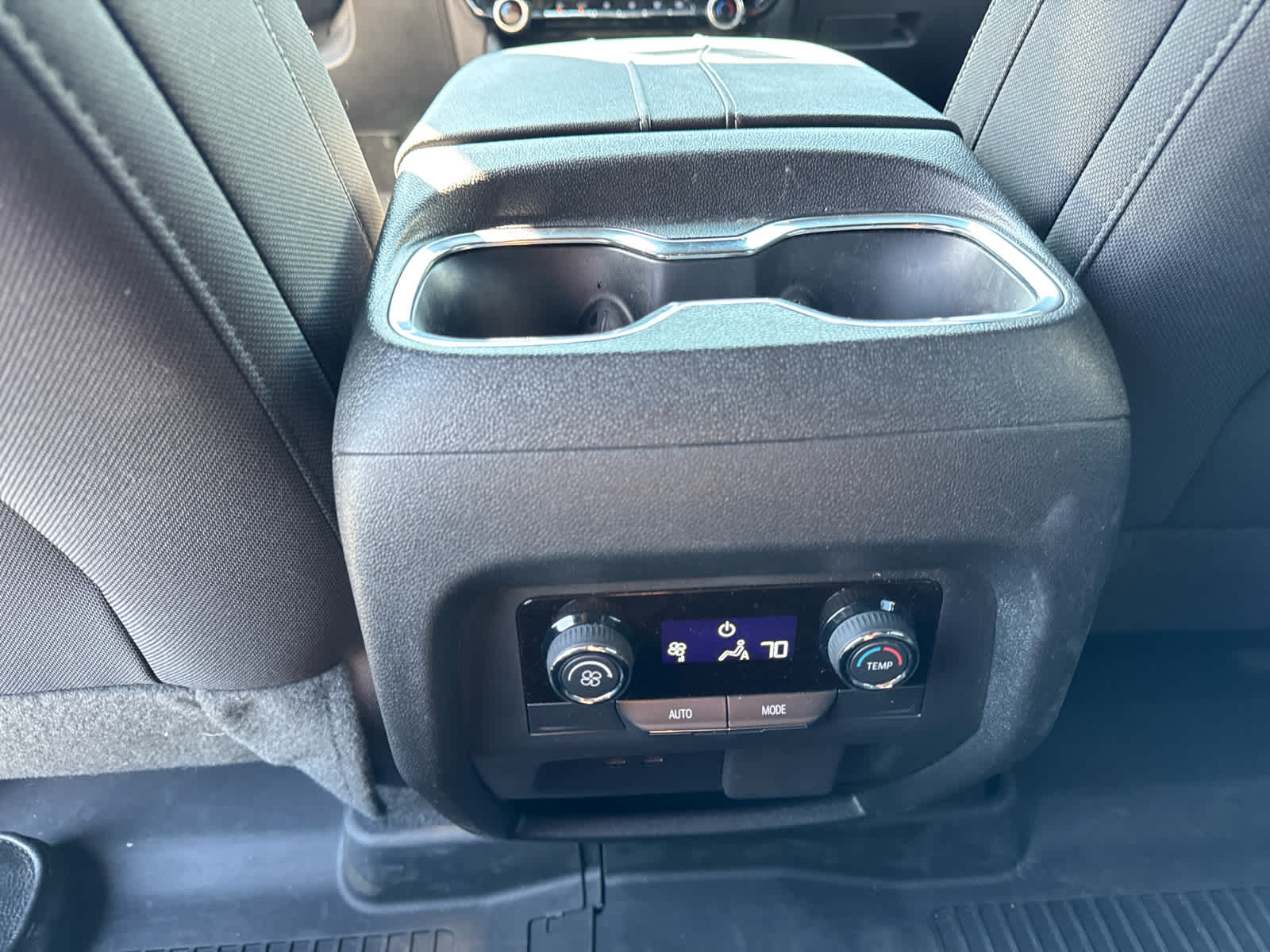 2025 Chevrolet Traverse FWD LT