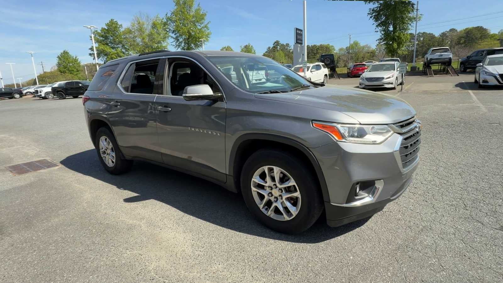 2018 Chevrolet Traverse LT Cloth