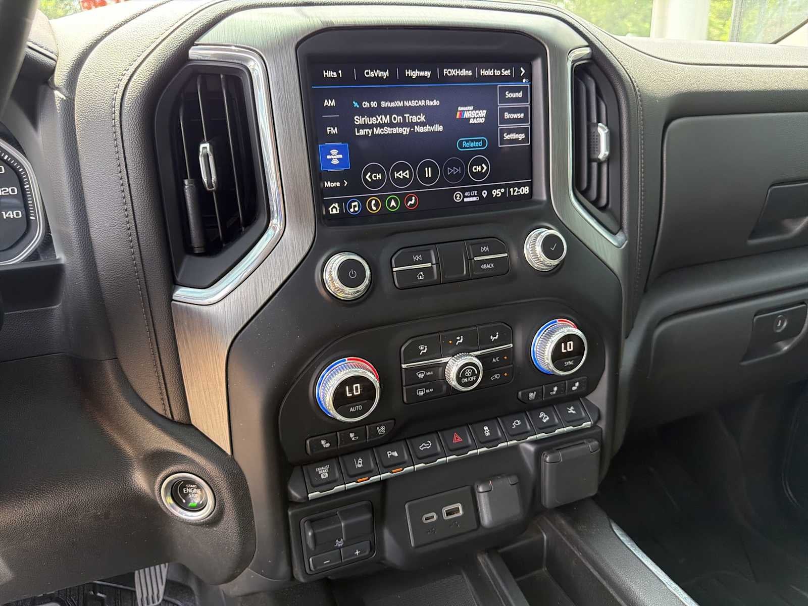 2023 GMC Sierra 2500HD Denali