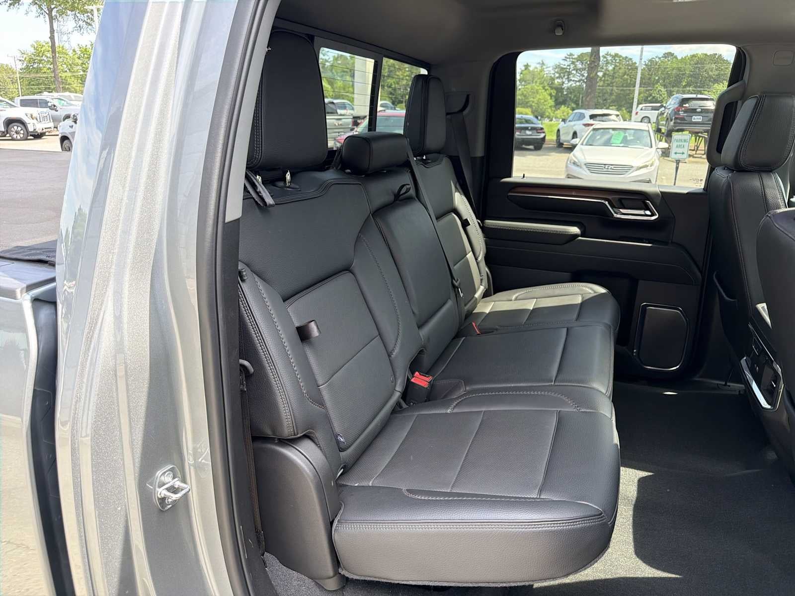 2024 GMC Sierra 3500HD Denali