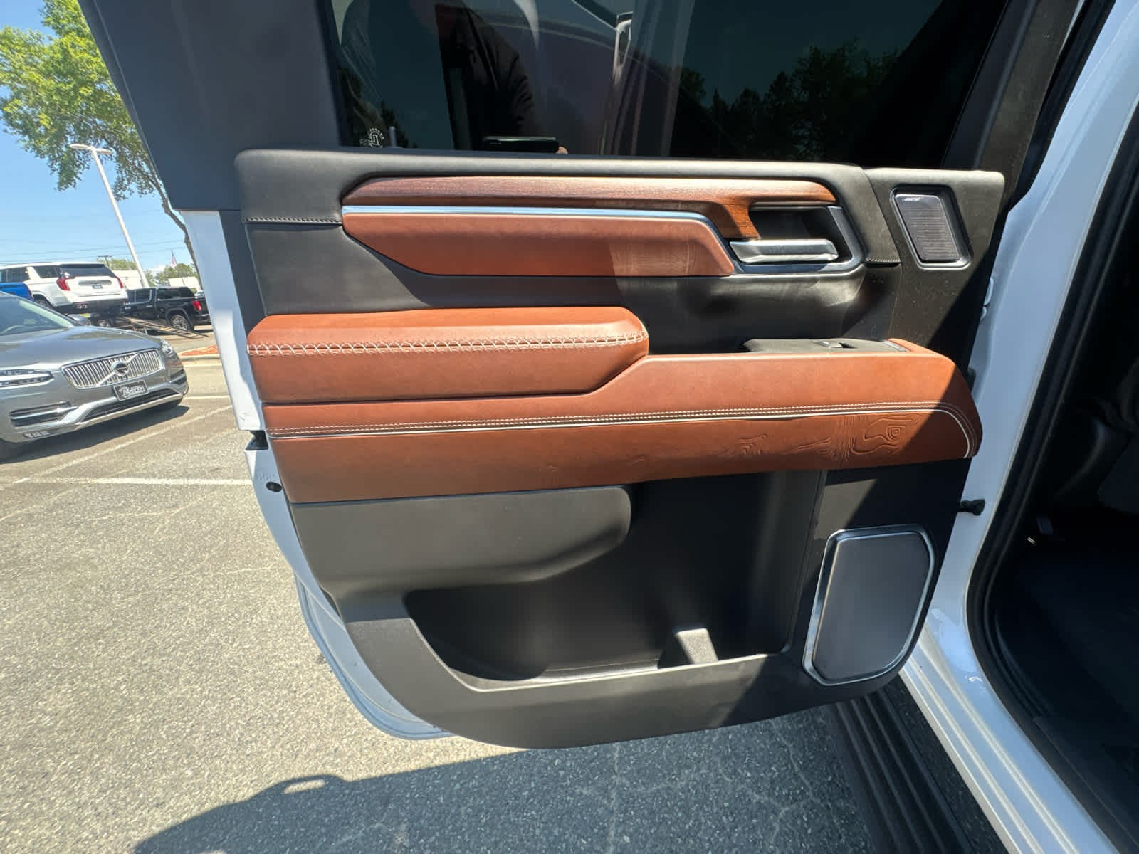 2024 GMC Sierra 3500HD Denali Ultimate