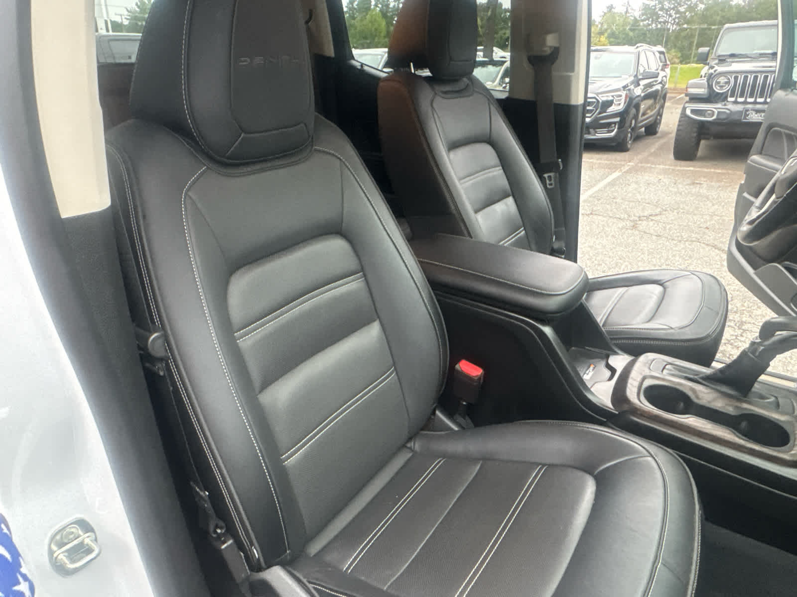 2022 GMC Canyon 4WD Denali