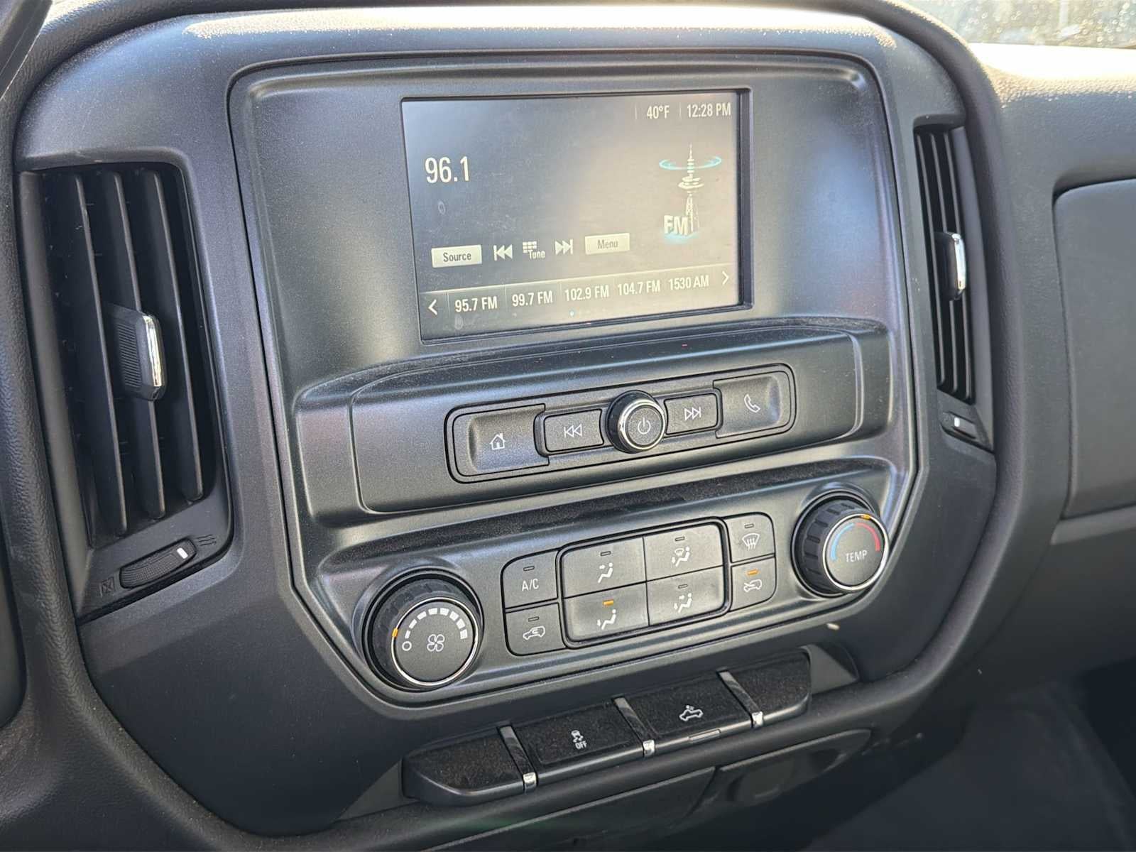 2018 GMC Sierra 1500 2WD Reg Cab 119.0"