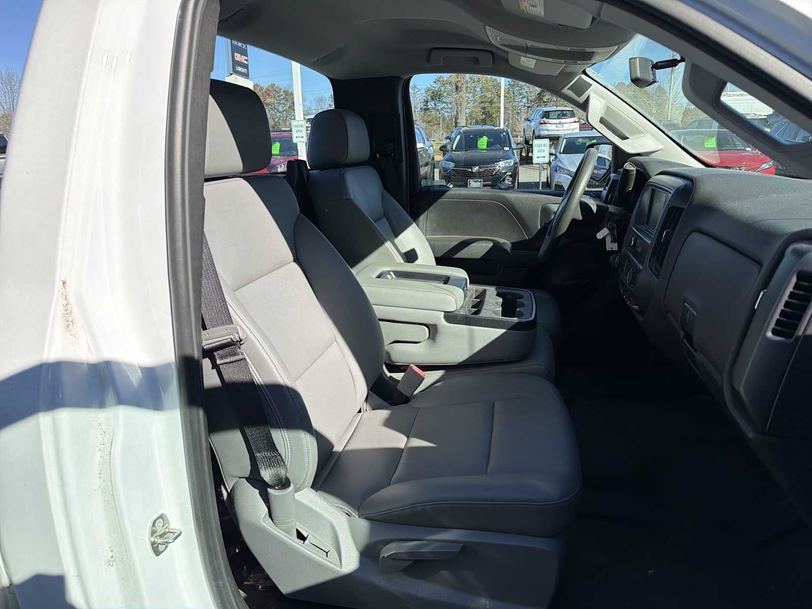 2018 GMC Sierra 1500 2WD Reg Cab 119.0"