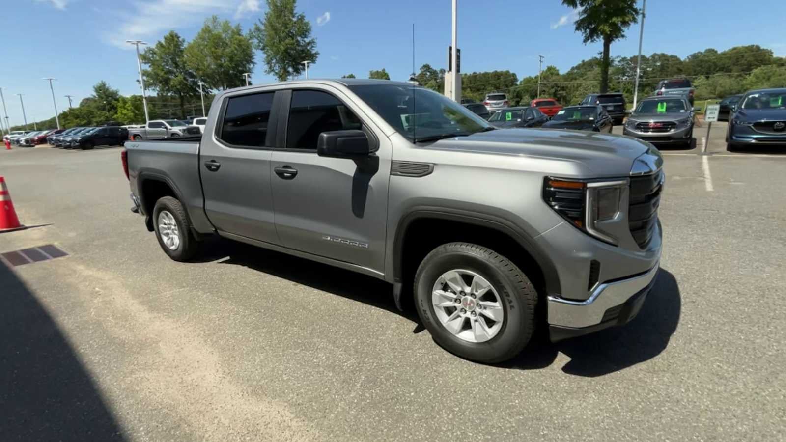 2024 GMC Sierra 1500 Pro